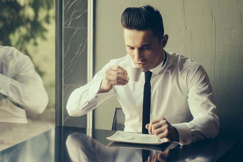 Young Business Man Wearing Skinny Tie